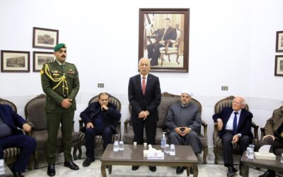 مندوبا عن الملك وولي العهد.. العيسوي يعزي أبو رخية والحاج حسن