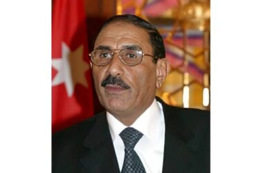 العيسوي ينقل تمنيات الملك وولي العهد للوزير الطراونة بالشفاء العاجل