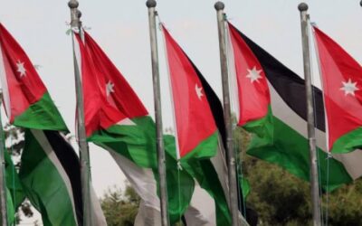 رفع العلم الأردني في مواقع رئيسة في جميع محافظات المملكة احتفالاً باليوم الوطني للعلم الأردني
