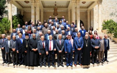 رئيس الديوان الملكي يلتقي وفدا من أنباء عشيرة آل حداد