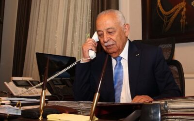 العيسوي ينقل لطاهر المصري تمنيات الملك وولي العهد له بالشفاء العاجل