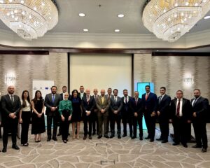 جلسة تعريفية لعملائه بالتعاون البنك الأوروبي لإعادة الإعمار والتنمية