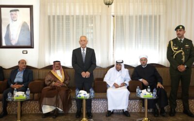 مندوبا عن الملك وولي العهد.. العيسوي العميان والقباعي والقباني