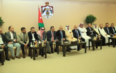 العيسوي يلتقي وفدًا من عشائر الدعجة في الديوان الملكي