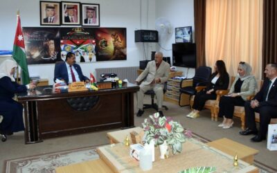 الدكتور شكري المراشده يتفقد مدارس سوم الثانوية للبنين والبنات .. وينهي مشكلة المياه