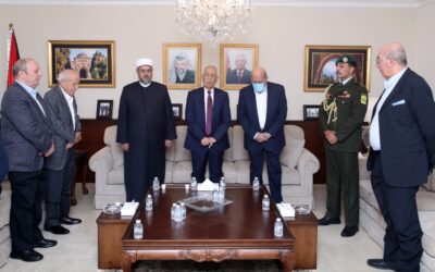 مندوبا عن الملك وولي العهد.. العيسوي يعزي بوفاة شقيقة سفير دولة فلسطين