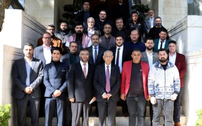 العيسوي يلتقي فعاليات شعبية وطلبة جامعيين