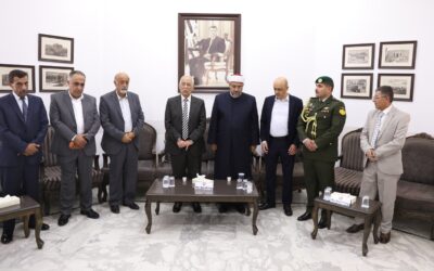 مندوبا عن الملك وولي العهد… العيسوي يعزي عشيرتي القعقاع والقرعان
