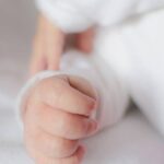 بطاقة تهنئة بالمولودة الجديدة (يسما قموه)