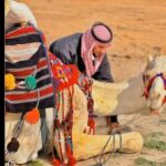 رحلة وفاء على ظهر جمل… سند دوريج من معان إلى بسمان مهنئًا الملك بعيد ميلاده