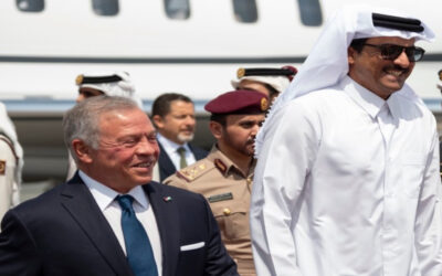 الملك يبدأ زيارة إلى دولة قطر
