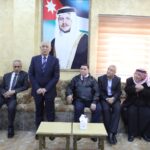 مندوبا عن الملك وولي العهد.. العيسوي يعزي عشيرة الطعاني والسفير الفلسطيني