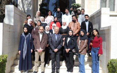 العيسوي يلتقي وفدا شبابيا من مبادرة “فكرة أمل” التطوعية