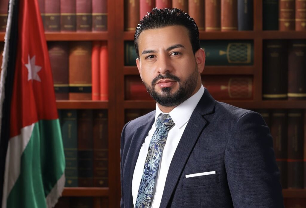 4b7b7777-852d-4070-ae19-3cb6985a3300