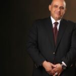 المحامي الدكتور وضاح الناصر يكتب: يومُ العَلَمِ الأردنيِّ… رايةُ الانتماءِ وذاكرةُ الوطن