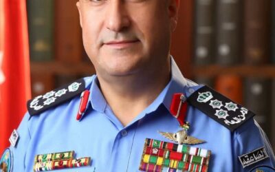 مؤمن الشبول يهنئ محمود الزيود بمناسبة ترفيعه إلى رتبة عميد