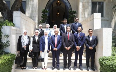 العيسوي يلتقي وفدا من فريق أصحاب المبادرات الصحية والبيئية