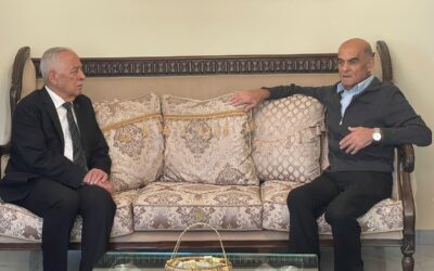 العيسوي ينقل تمنيات الملك وولي العهد بالشفاء العاجل للواء المتقاعد العلاف والدكتور النعيرات