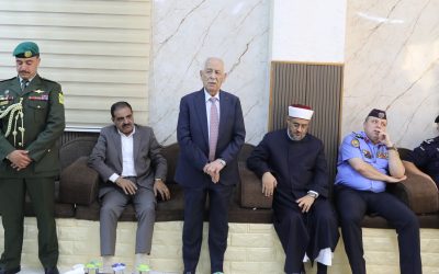 مندوبا عن الملك وولي العهد.. العيسوي يعزي نقرش والغنميين