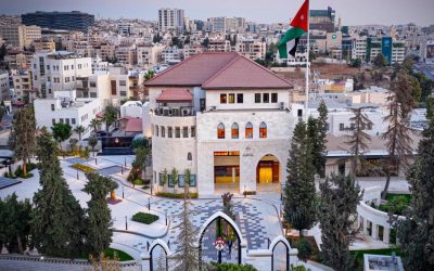 الحكومة: قرار منع السفر إلا للاجتماعات الضرورية وفر 3 ملايين دينار