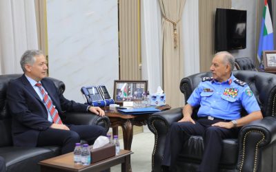 مدير الأمن العام يلتقي السفيرين التركي والعُماني، ويبحث معهما سبل تعزيز التعاون الأمني والشُرطي